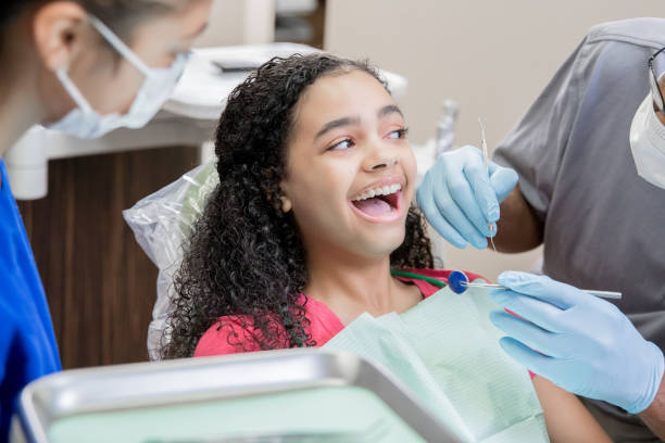 Best Emergency Tooth Extraction in Napoleon, OH